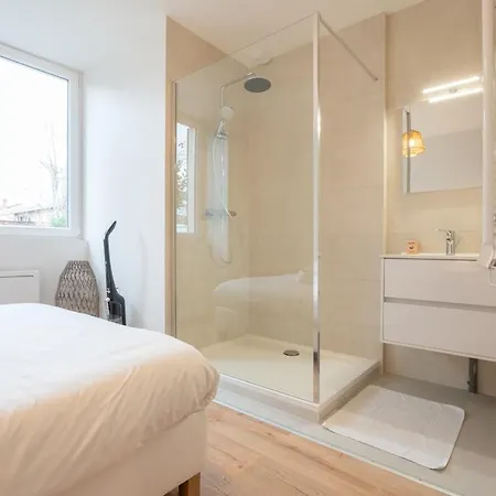 Apartment Very For 2 People, Le Macon Park Free *